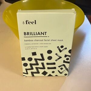 Feel brilliant bamboo charcoal facial sheet mask